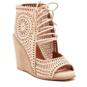 JEFFREY CAMPBELL NUDE RAYOS HI